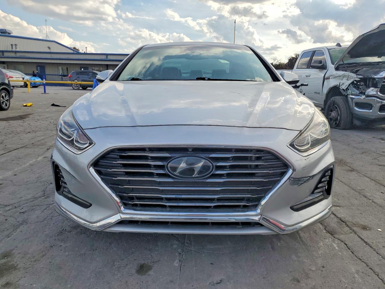 2018 Hyundai Sonata Limited - Фото 5