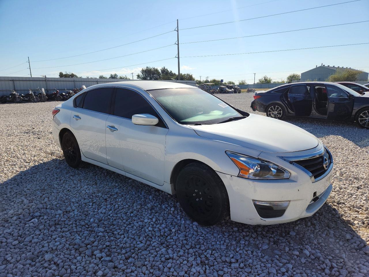 2014 Nissan Altima 2.5 S - Фото 4