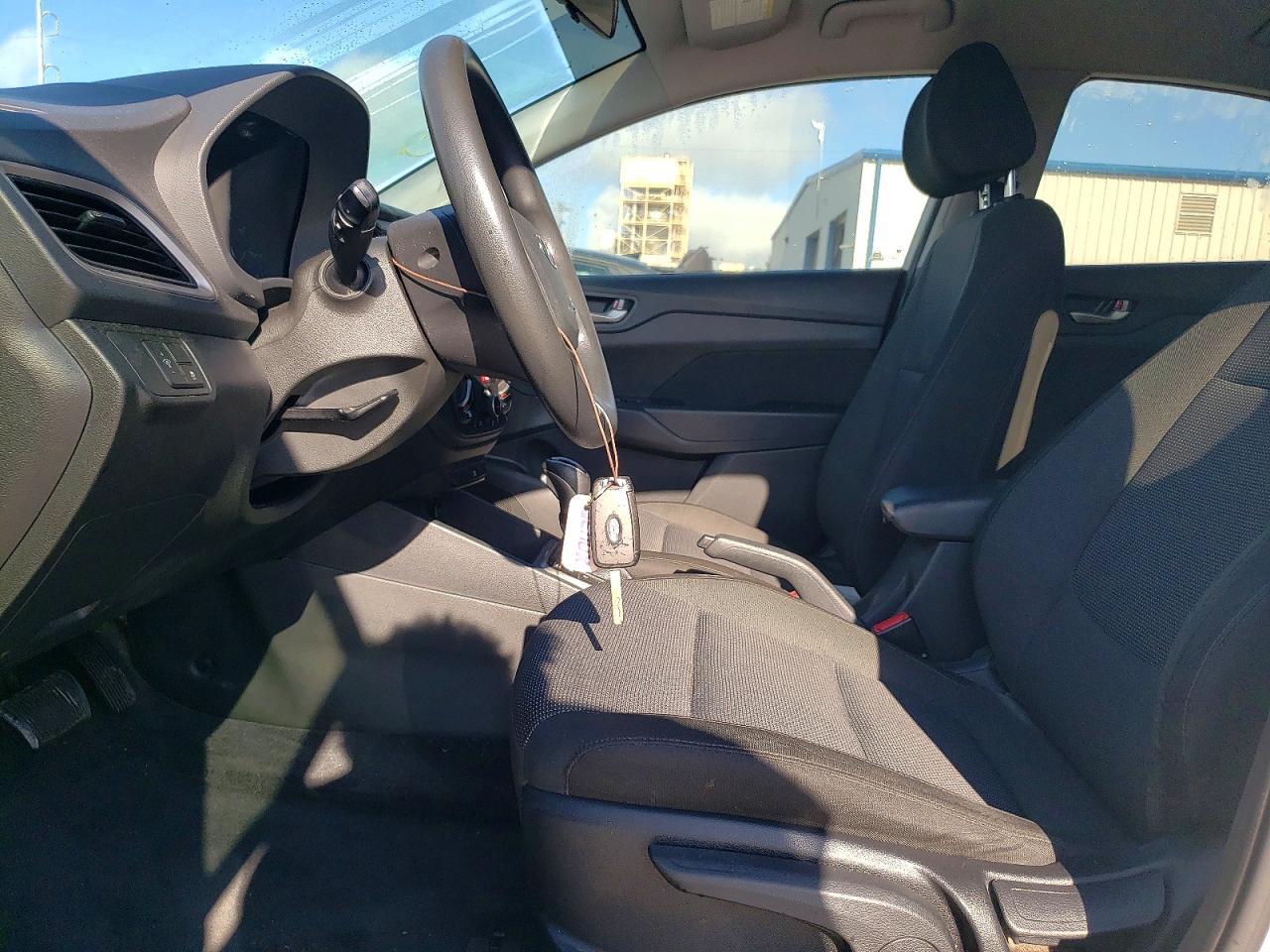 2021 Hyundai Accent Sel - Фото 7