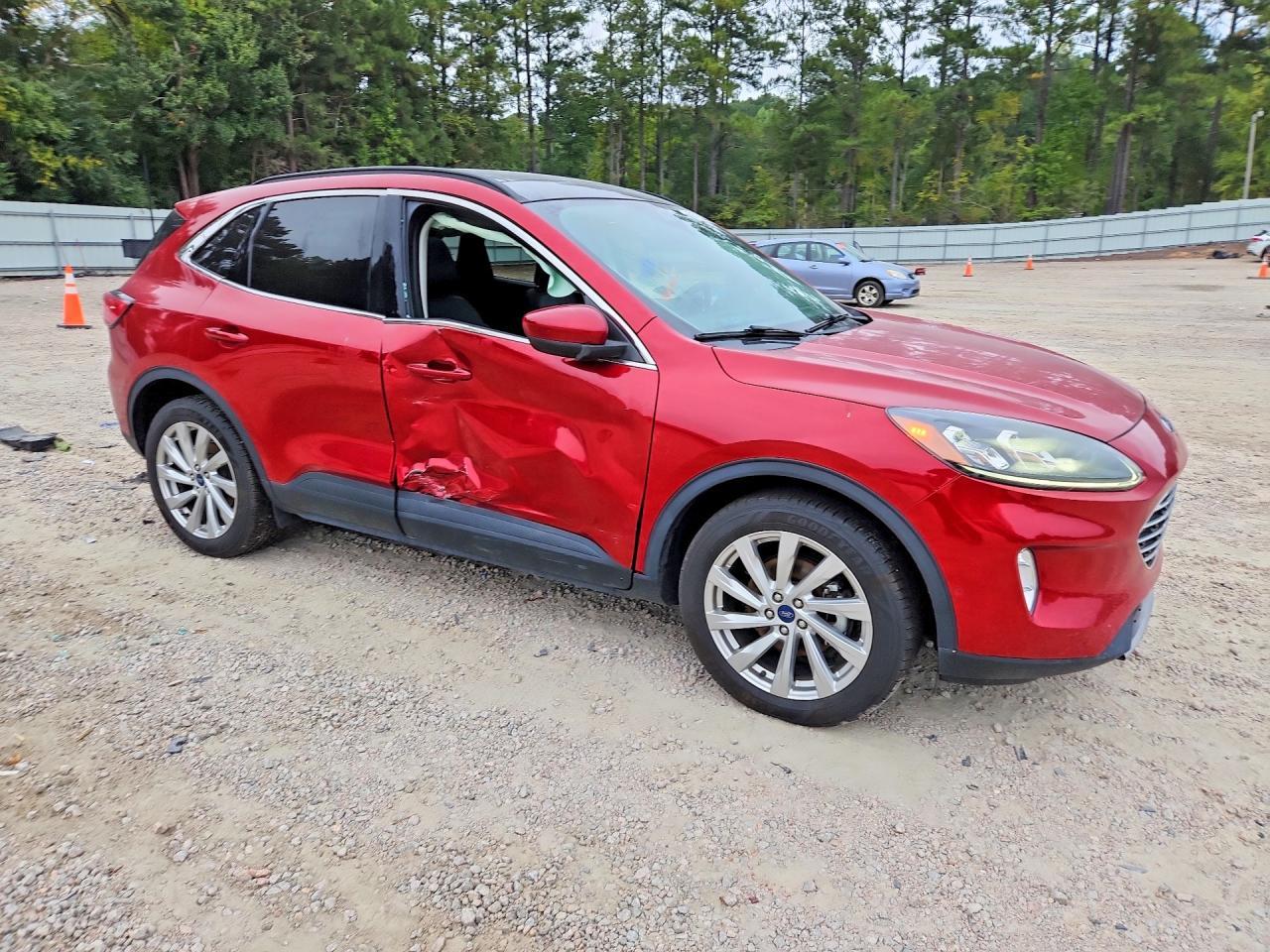2021 Ford Escape Titanium - Фото 4