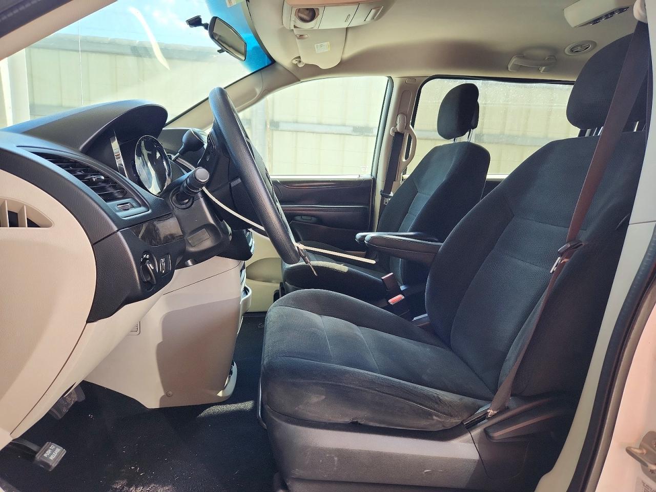 2016 Dodge Grand Caravan Se - Image 7