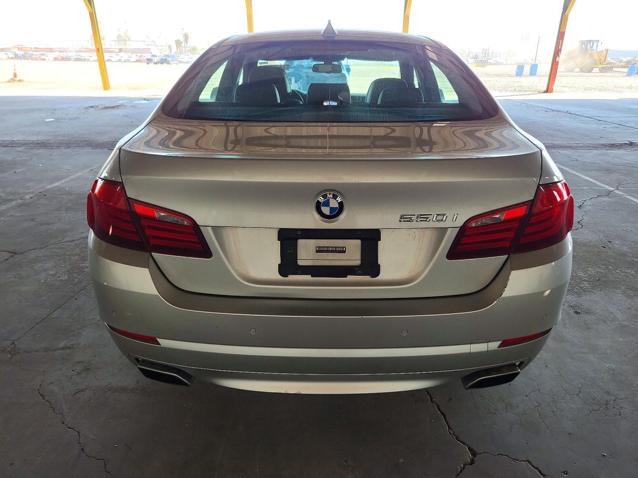 2011 BMW 550 I - Image 6