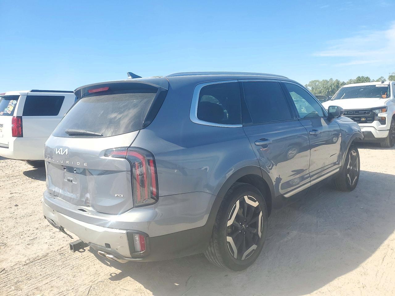 2024 Kia Telluride Ex - Image 3
