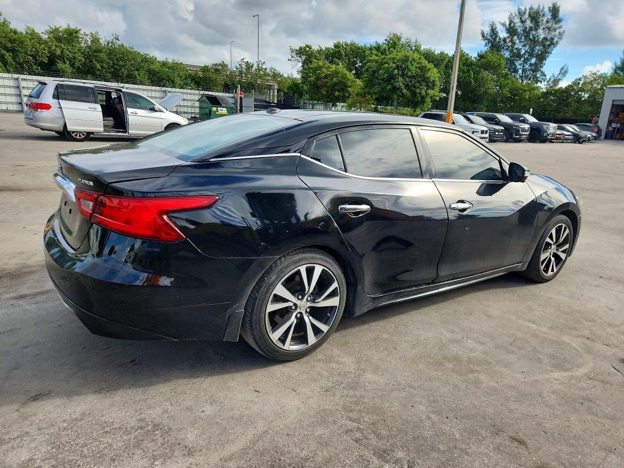 2017 Nissan Maxima Platinum - Фото 3