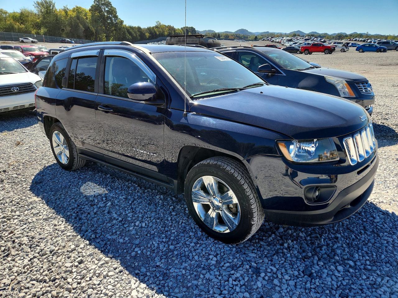 2014 Jeep Compass Latitude - Фото 4