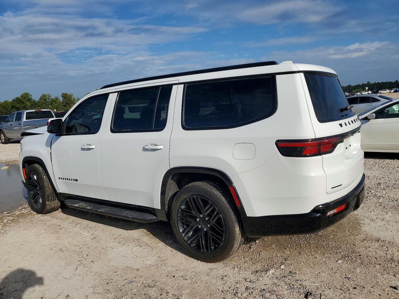 2023 Jeep Wagoneer Series Ii - Image 2
