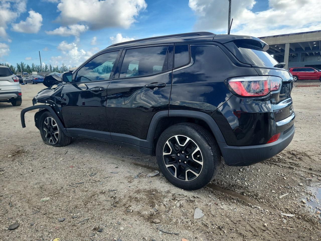 2020 Jeep Compass Sport - Фото 2