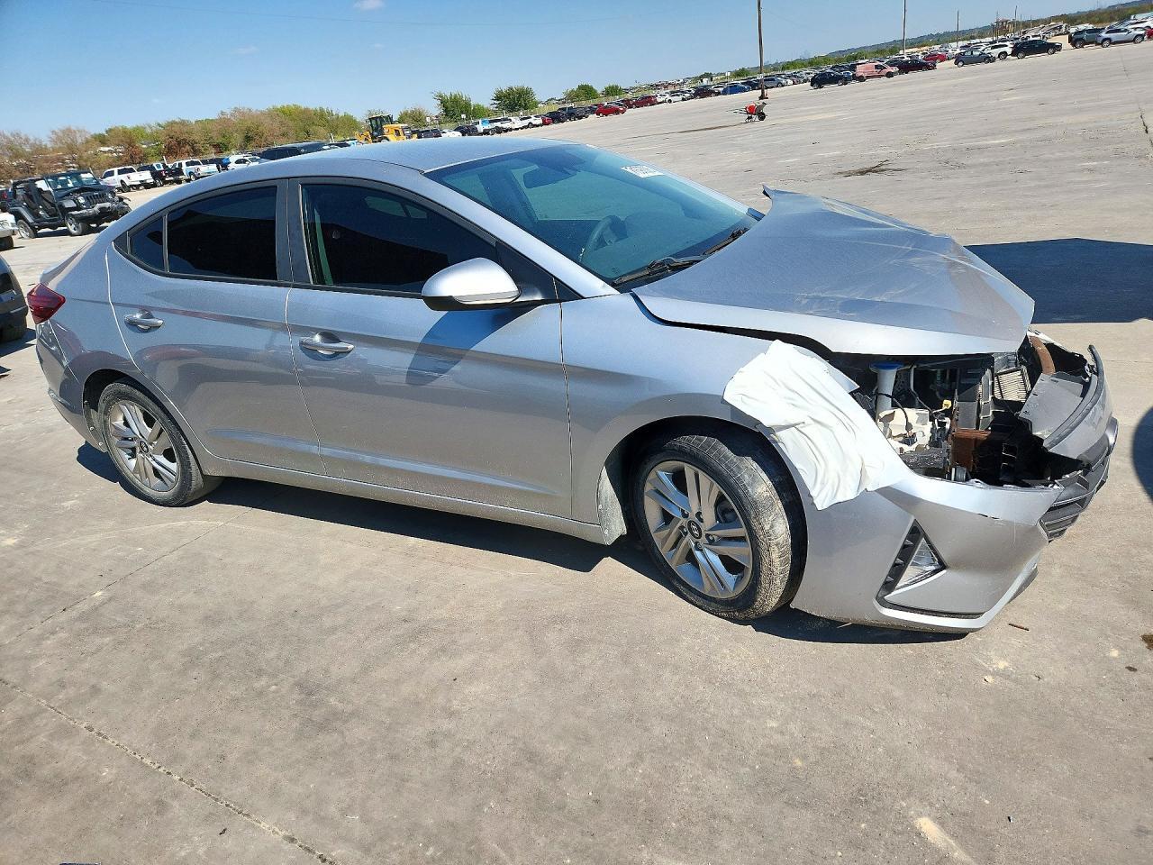 2020 Hyundai Elantra Sel - Фото 4