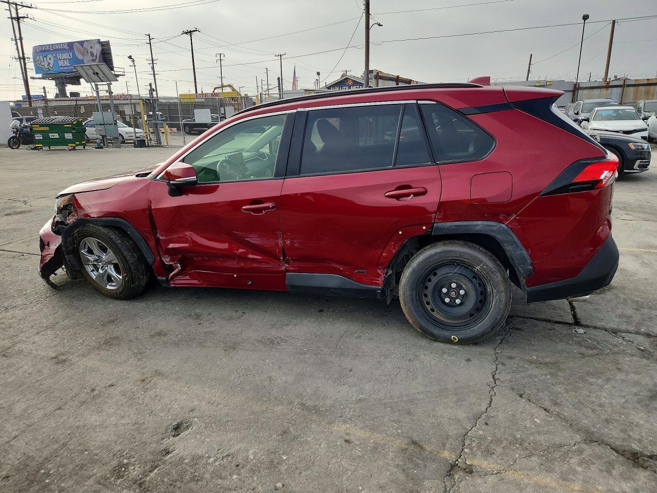 2024 Toyota Rav4 Le - Фото 2