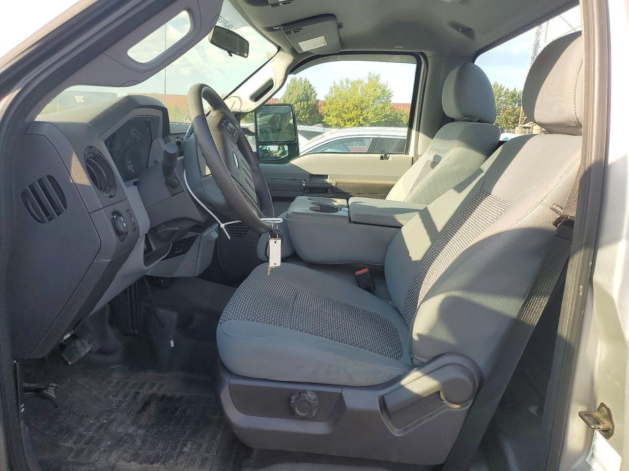 2015 Ford F250 Super Duty - Image 7
