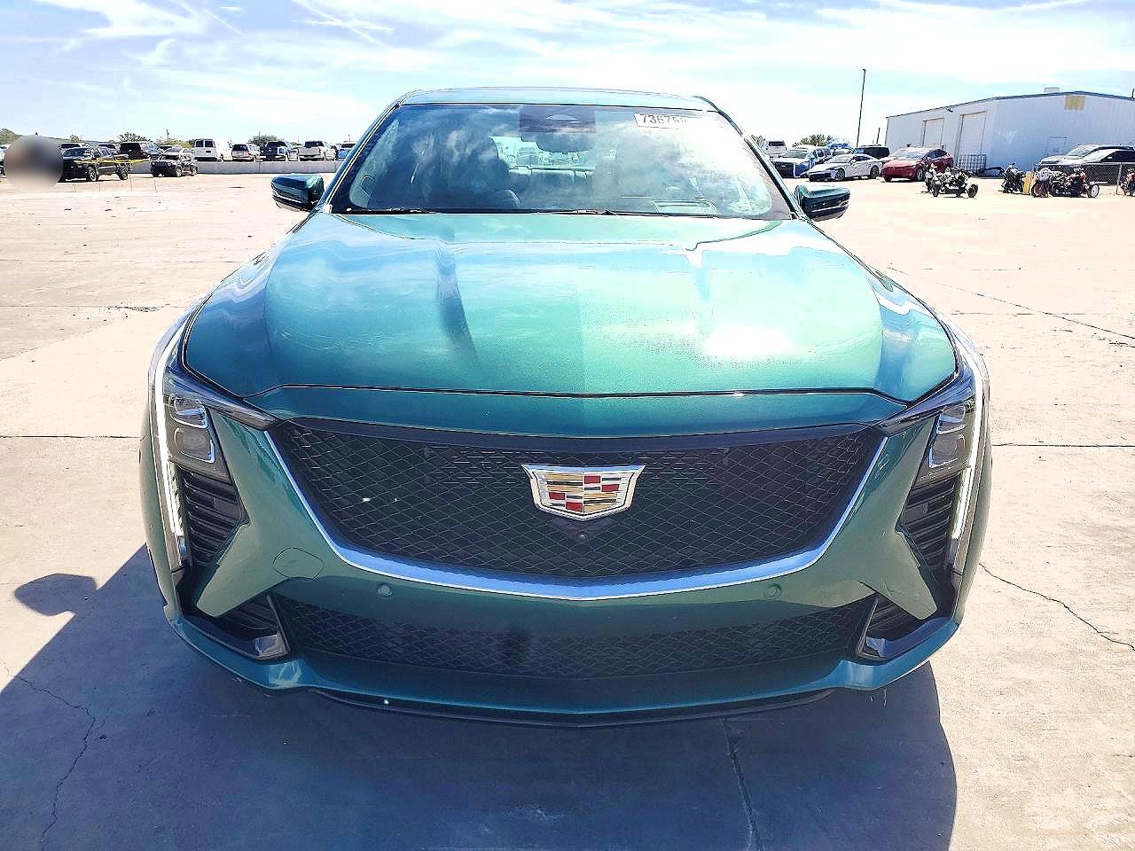 2025 Cadillac Ct5-V - Фото 5
