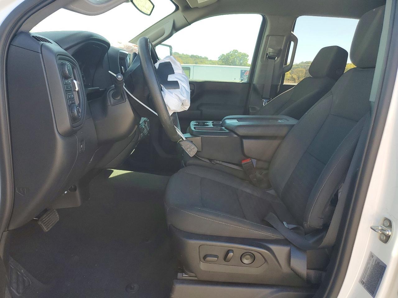 2024 Chevrolet Silverado K2500 Custom - Фото 7