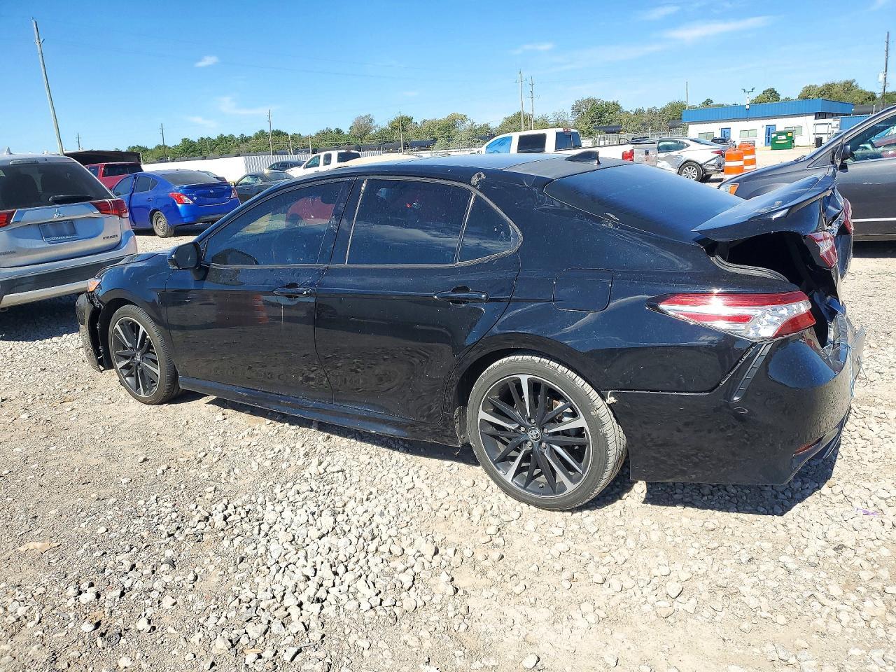 2020 Toyota Camry Xse - Image 2