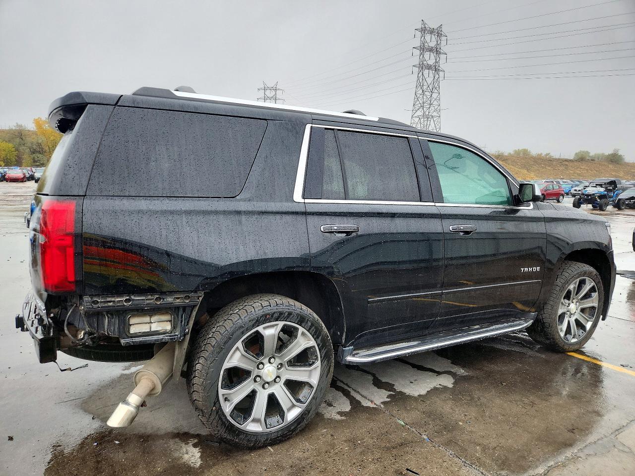 2019 Chevrolet Tahoe K1500 Premier - Image 3