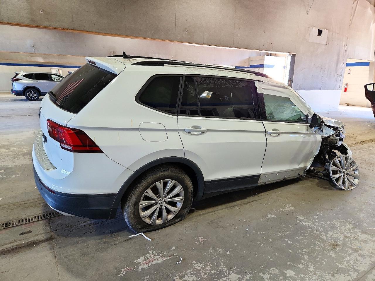 2020 Volkswagen Tiguan S - Image 3
