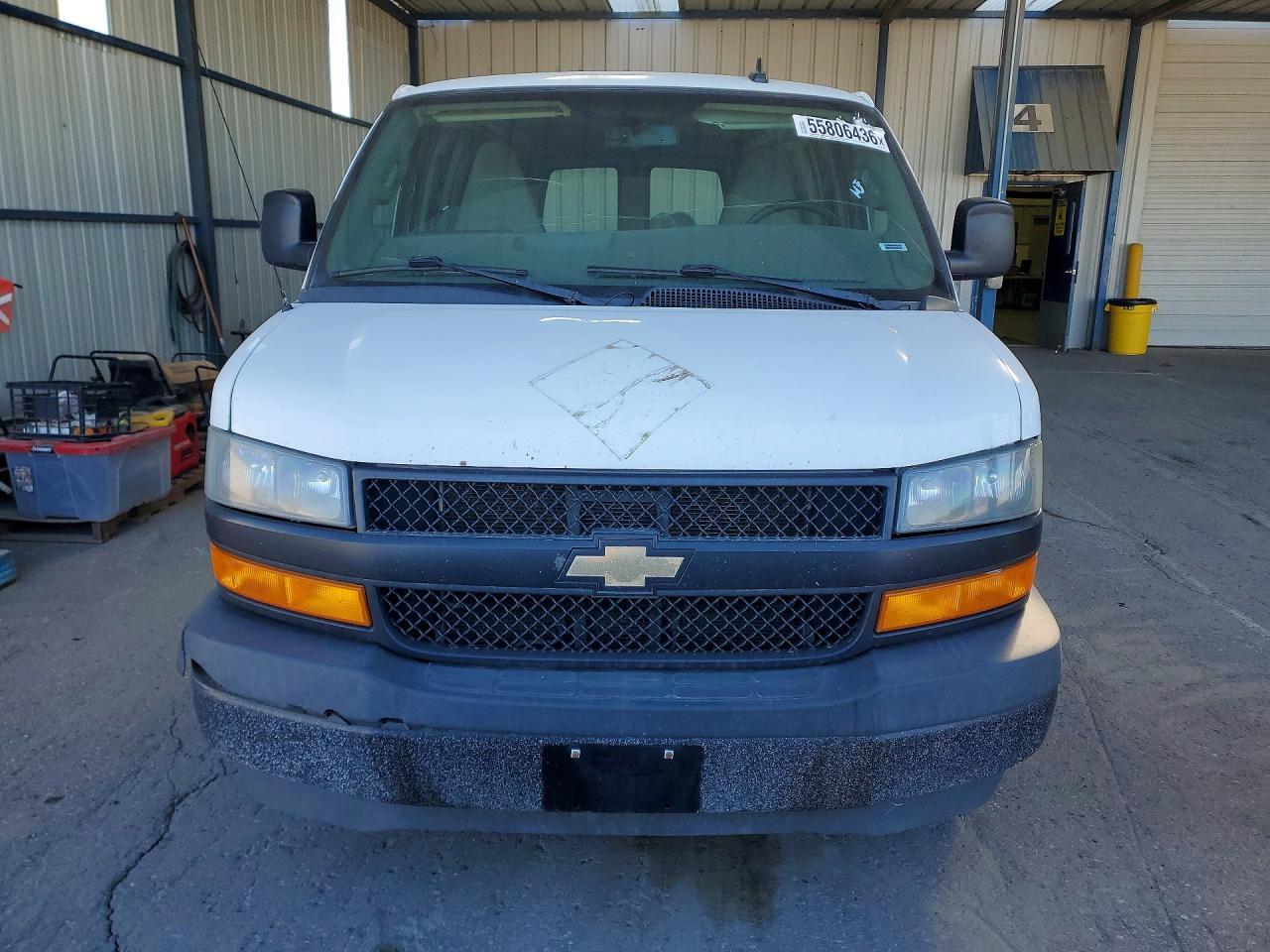 2018 Chevrolet Express G2500 - Фото 5