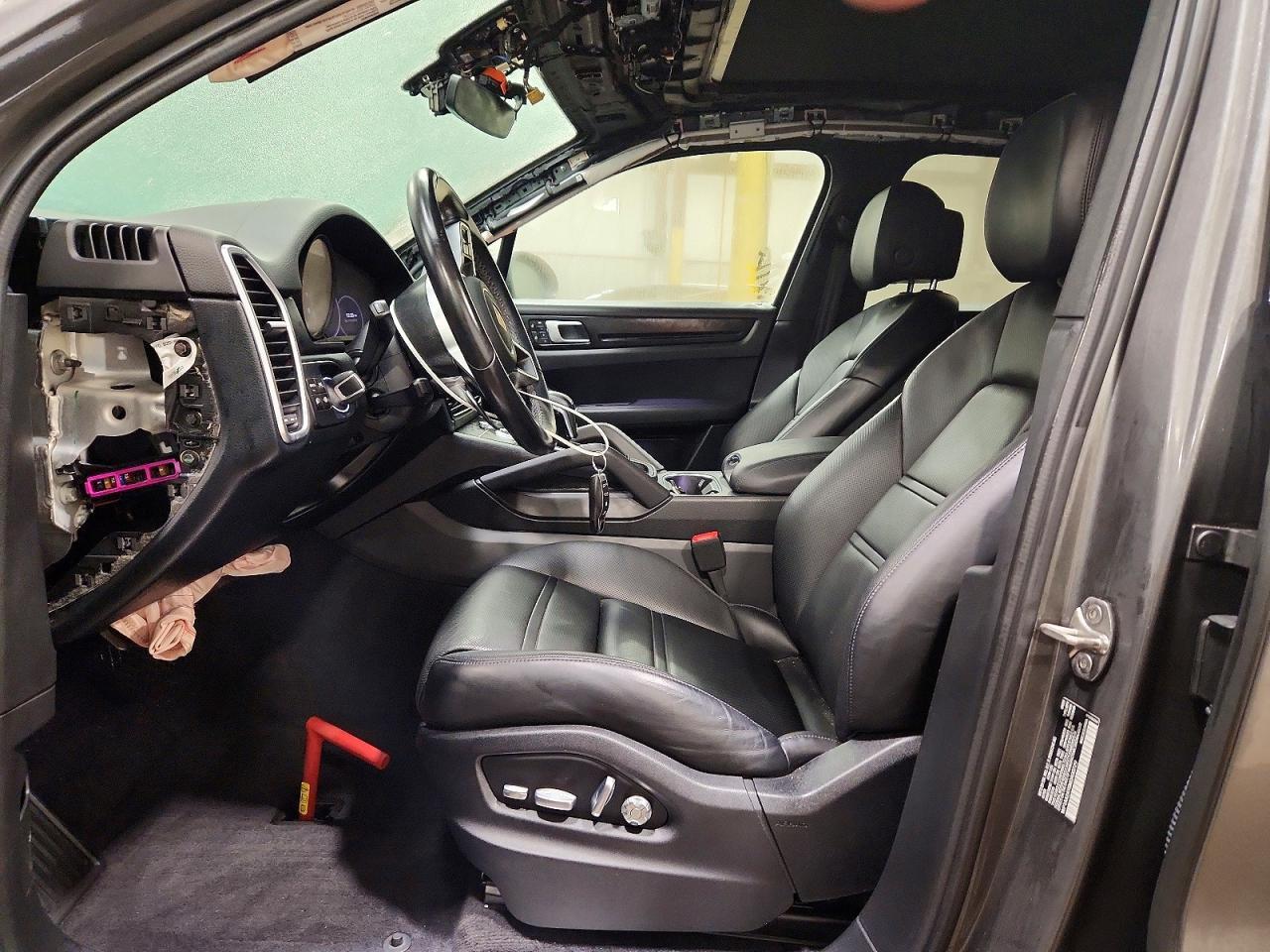 2021 Porsche Cayenne - Image 7