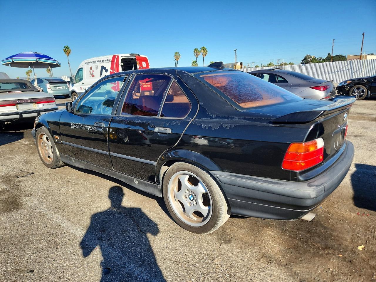 1996 BMW 318 I Automatic - Фото 2