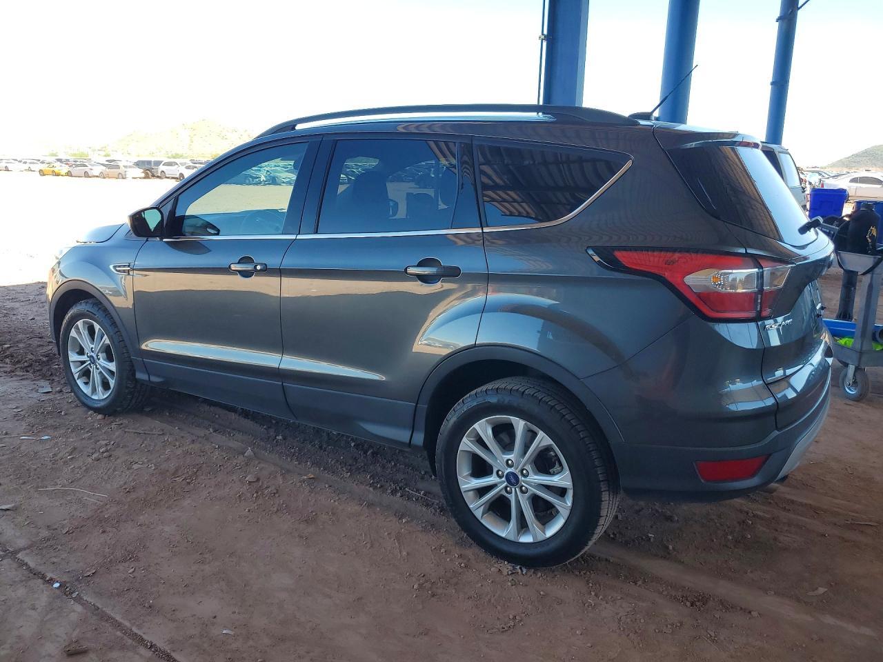 2018 Ford Escape Se - Image 2