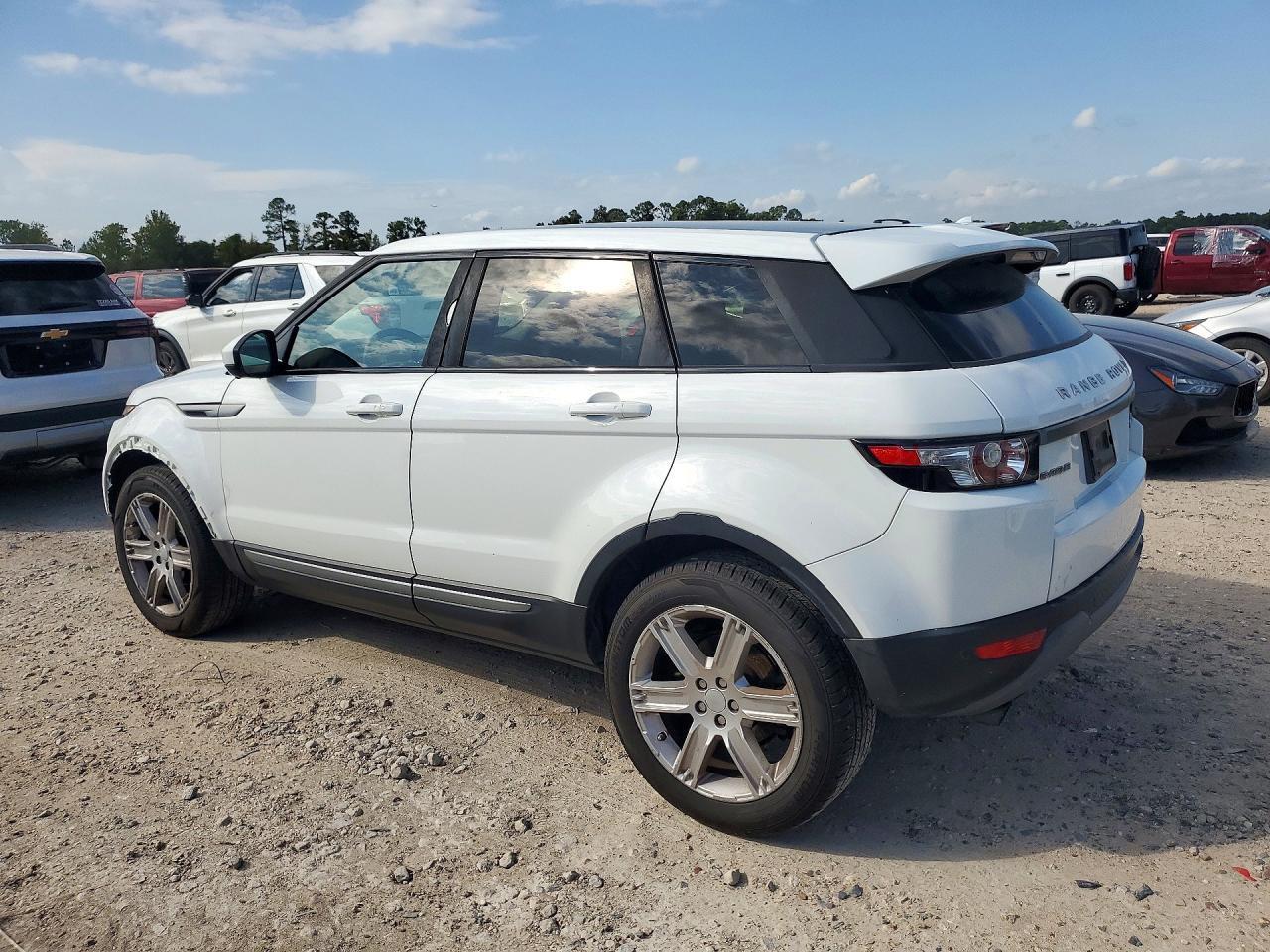 2015 Land Rover Range Rover Evoque Pure Plus - Фото 2