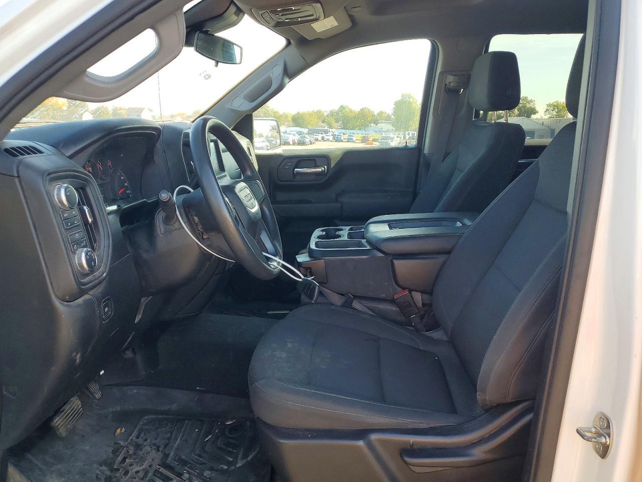 2024 GMC Sierra K1500 - Image 7