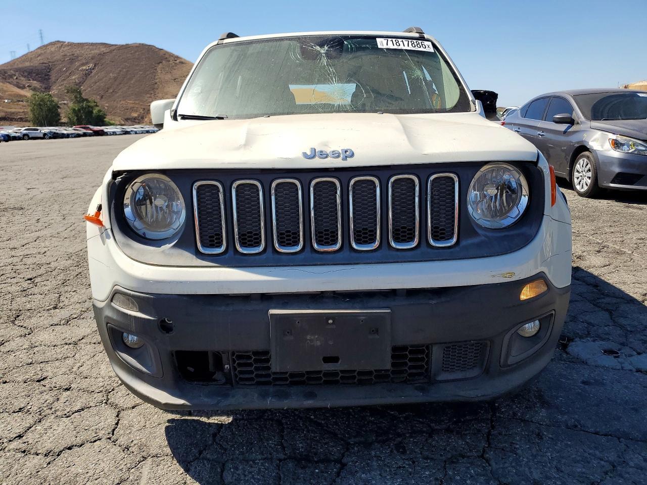 2015 Jeep Renegade Latitude - Image 5