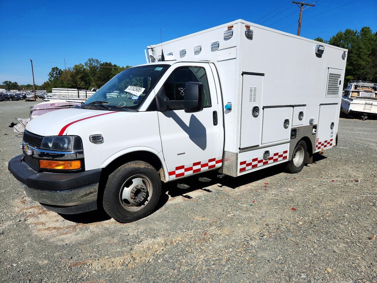 2023 Chevrolet Express G3 - Box Truck
