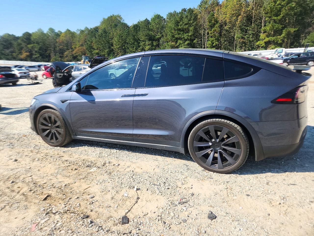 2022 Tesla Model X - Image 2