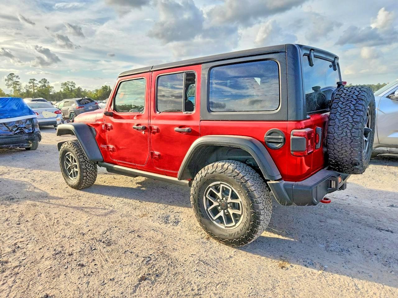 2026 Jeep Wrangler Rubicon - Фото 2