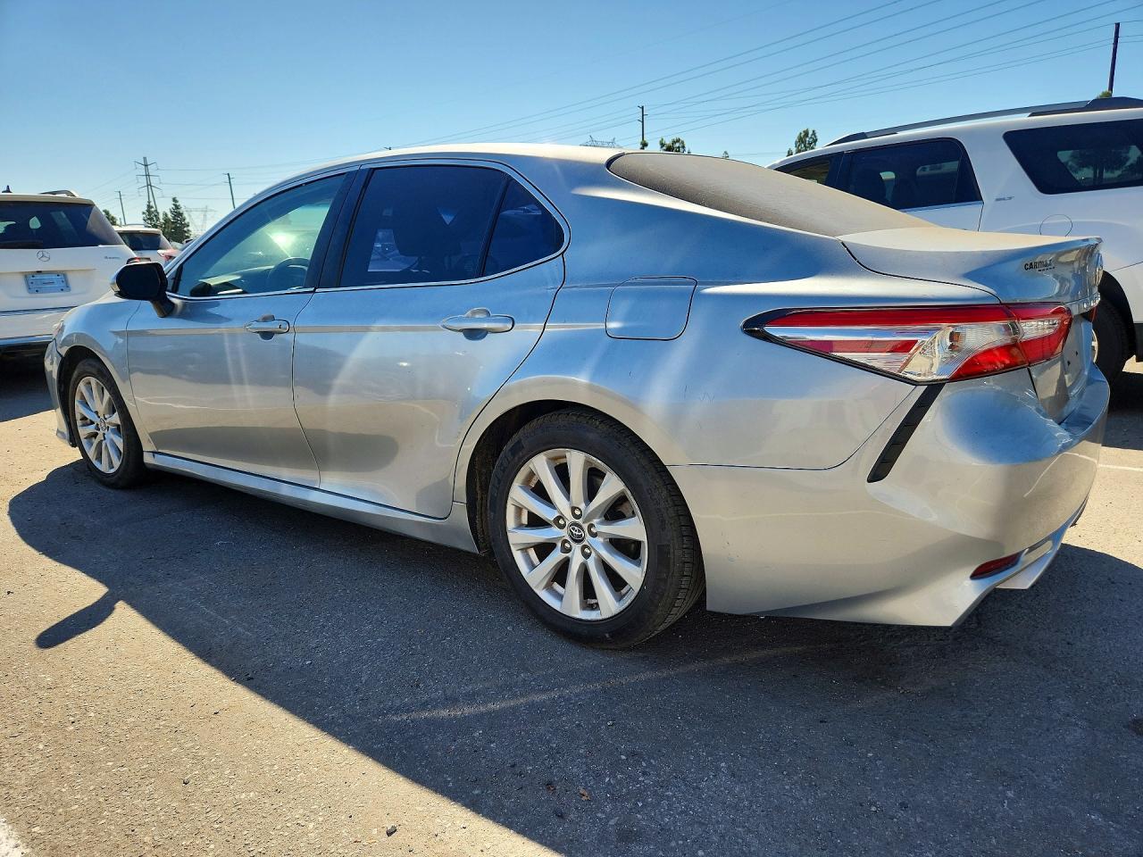 2018 Toyota Camry Le - Фото 2