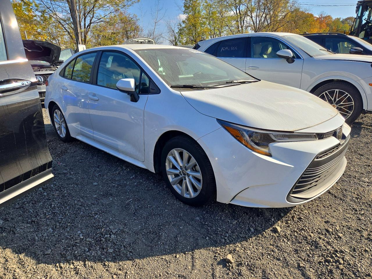 2026 Toyota Corolla Le - Image 4