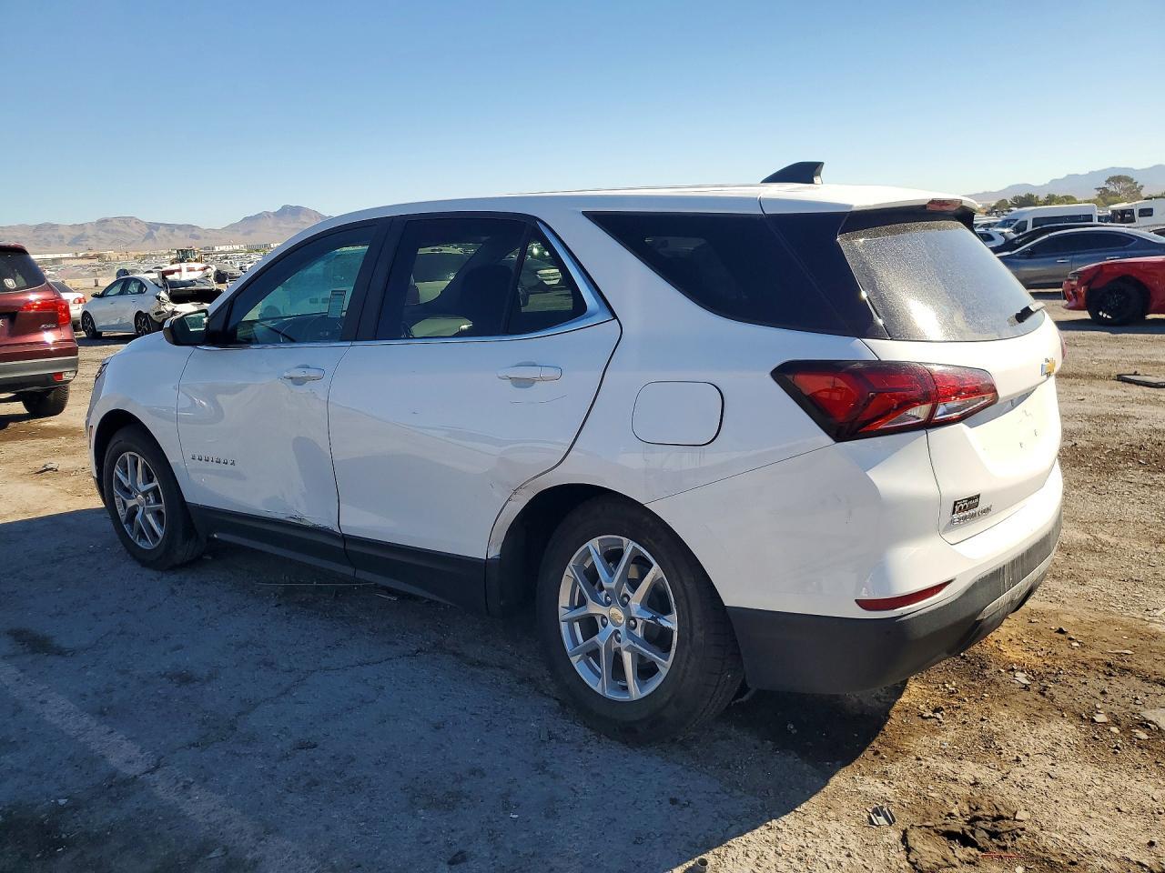 2023 Chevrolet Equinox Lt - Фото 2