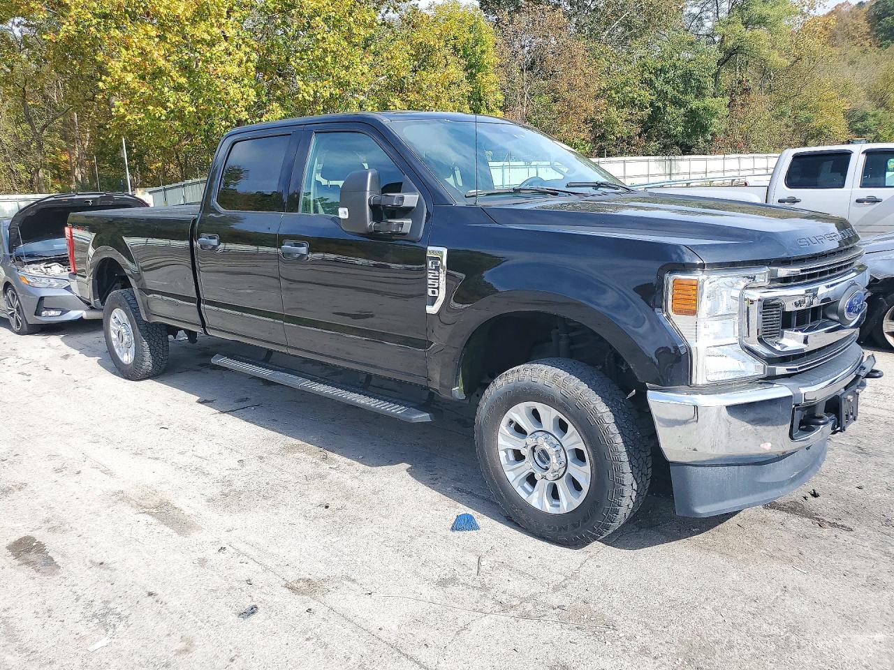2021 Ford F250 Super Duty - Фото 4