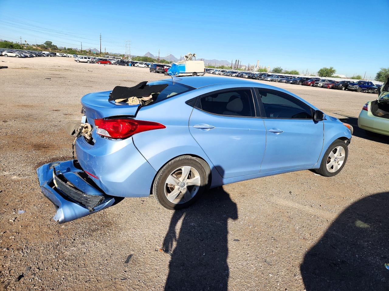 2013 Hyundai Elantra Gls - Фото 3