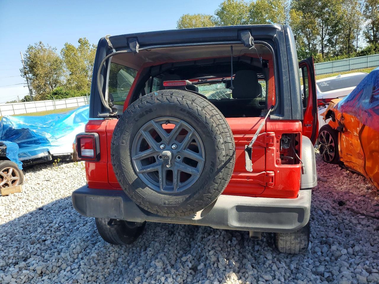 2025 Jeep Wrangler Sport - Image 6
