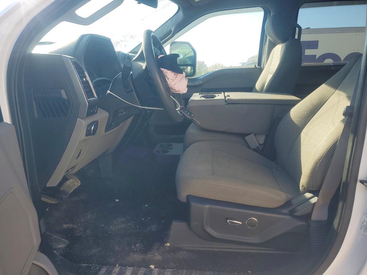 2019 Ford F450 Super Duty - Фото 7