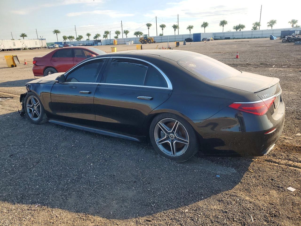 2022 Mercedes-Benz S 580 4Matic - Фото 2