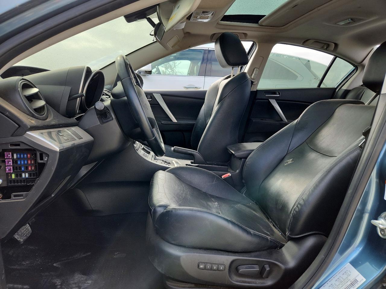 2010 Mazda 3 S - Image 7