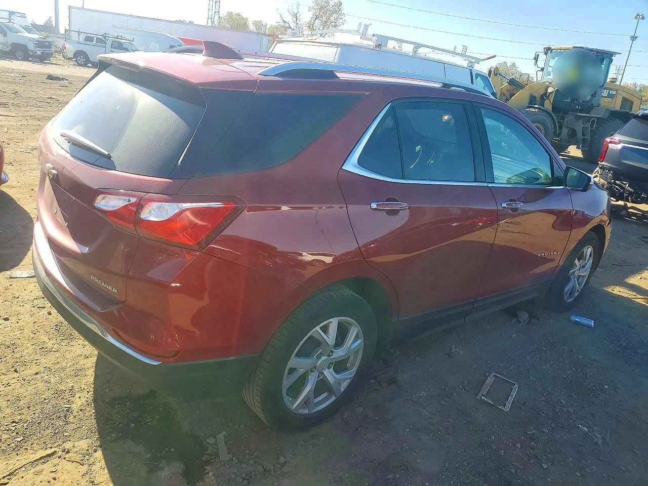 2020 Chevrolet Equinox Premier - Фото 3
