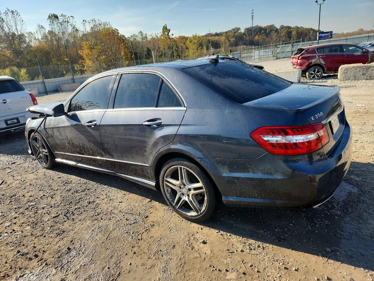 2013 Mercedes-Benz E 350 4Matic - Фото 2