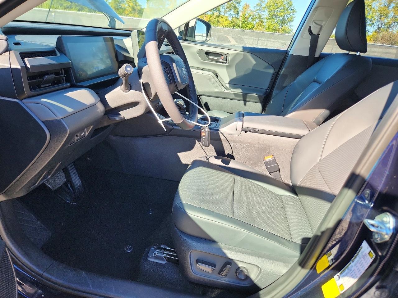 2026 Toyota Rav4 Xle Premium - Image 7