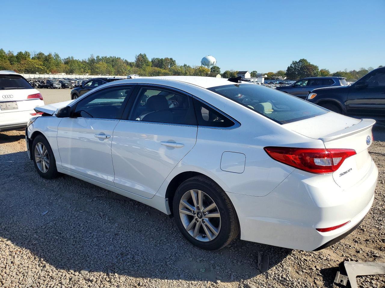 2016 Hyundai Sonata Se - Фото 2