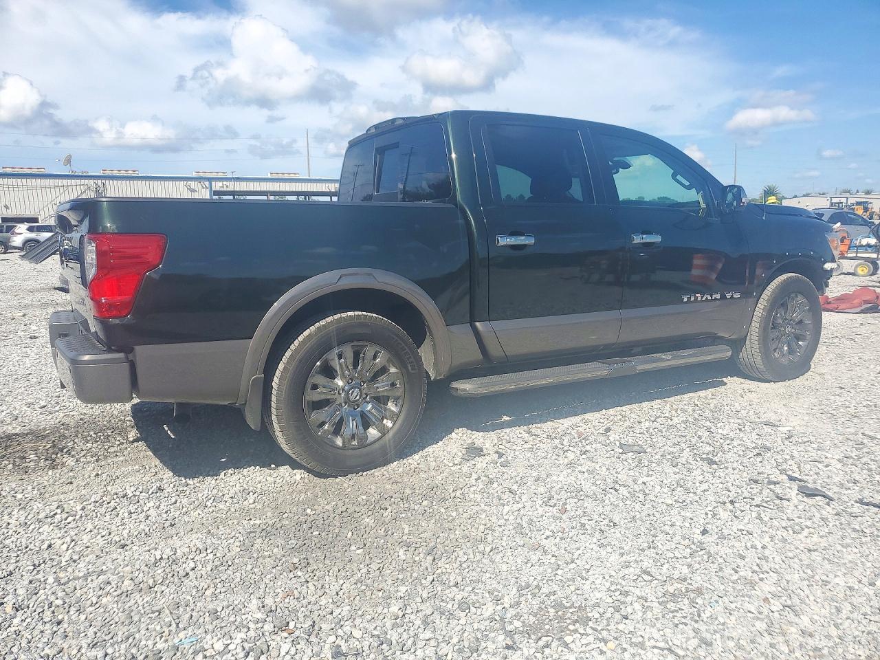 2019 Nissan Titan Platinum Reserve - Image 3
