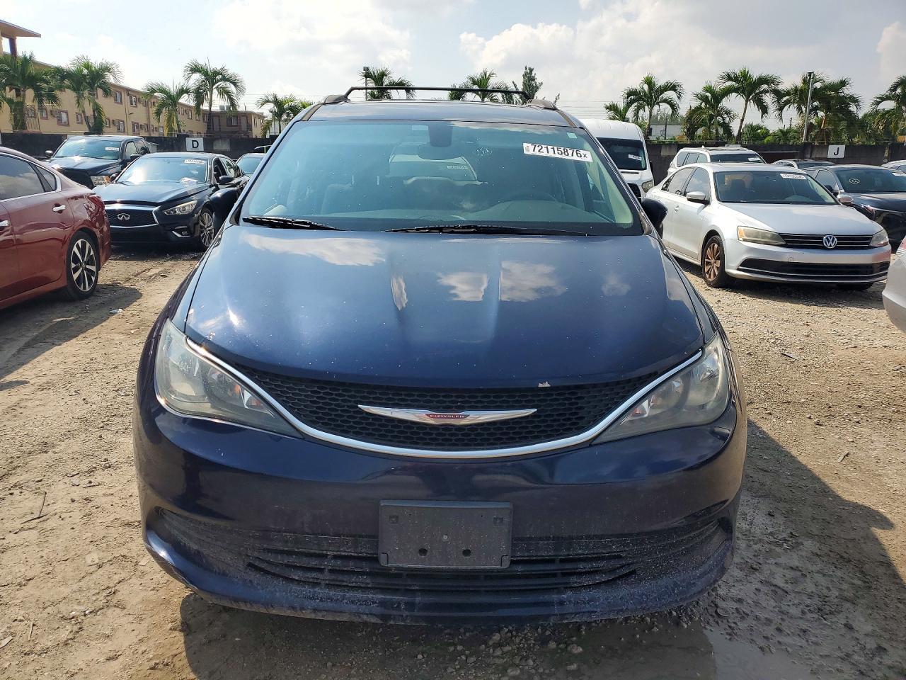 2017 Chrysler Pacifica Touring - Фото 5