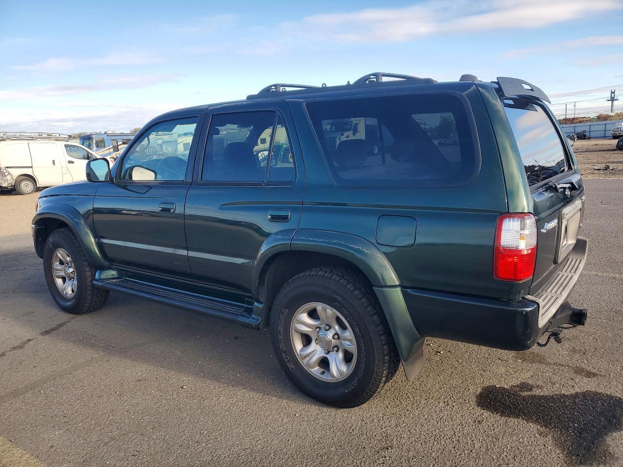 2001 Toyota 4Runner Sr5 - Фото 2
