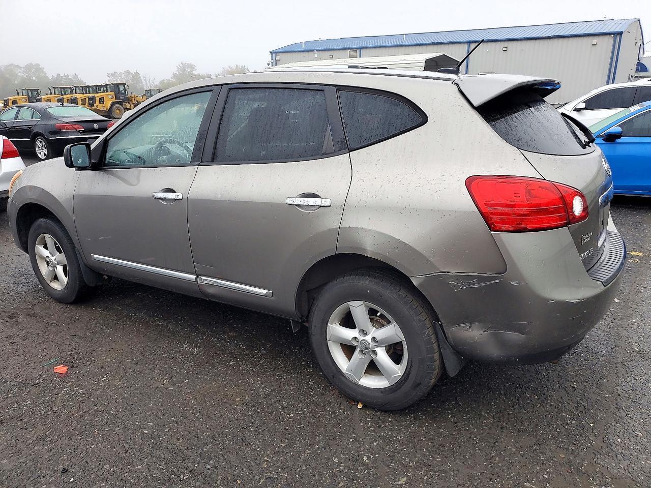 2012 Nissan Rogue S - Фото 2