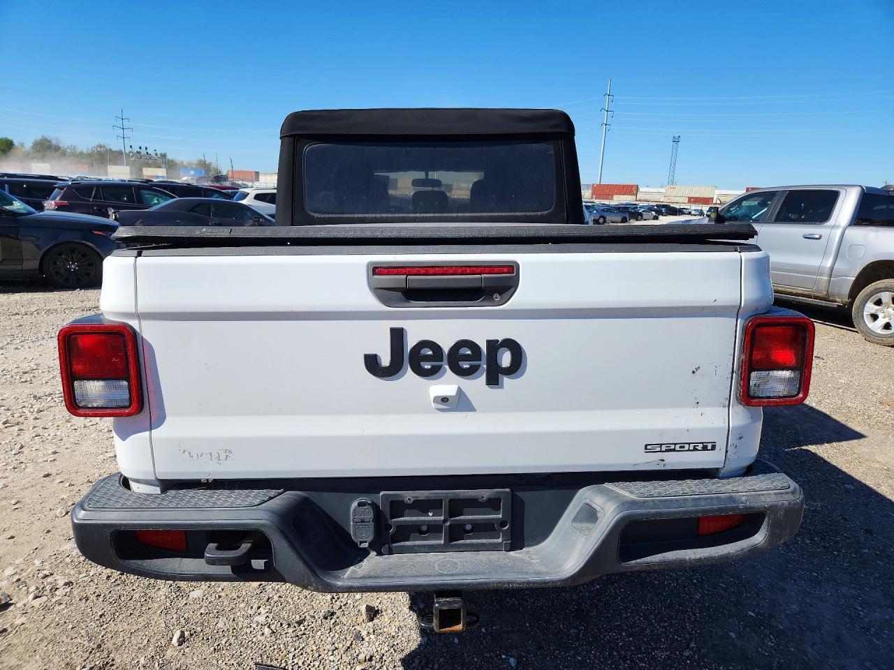 2020 Jeep Gladiator Sport - Фото 6
