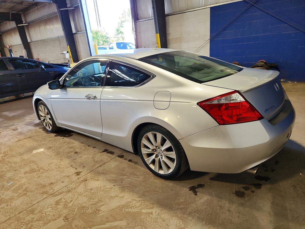 2010 Honda Accord Exl - Фото 2