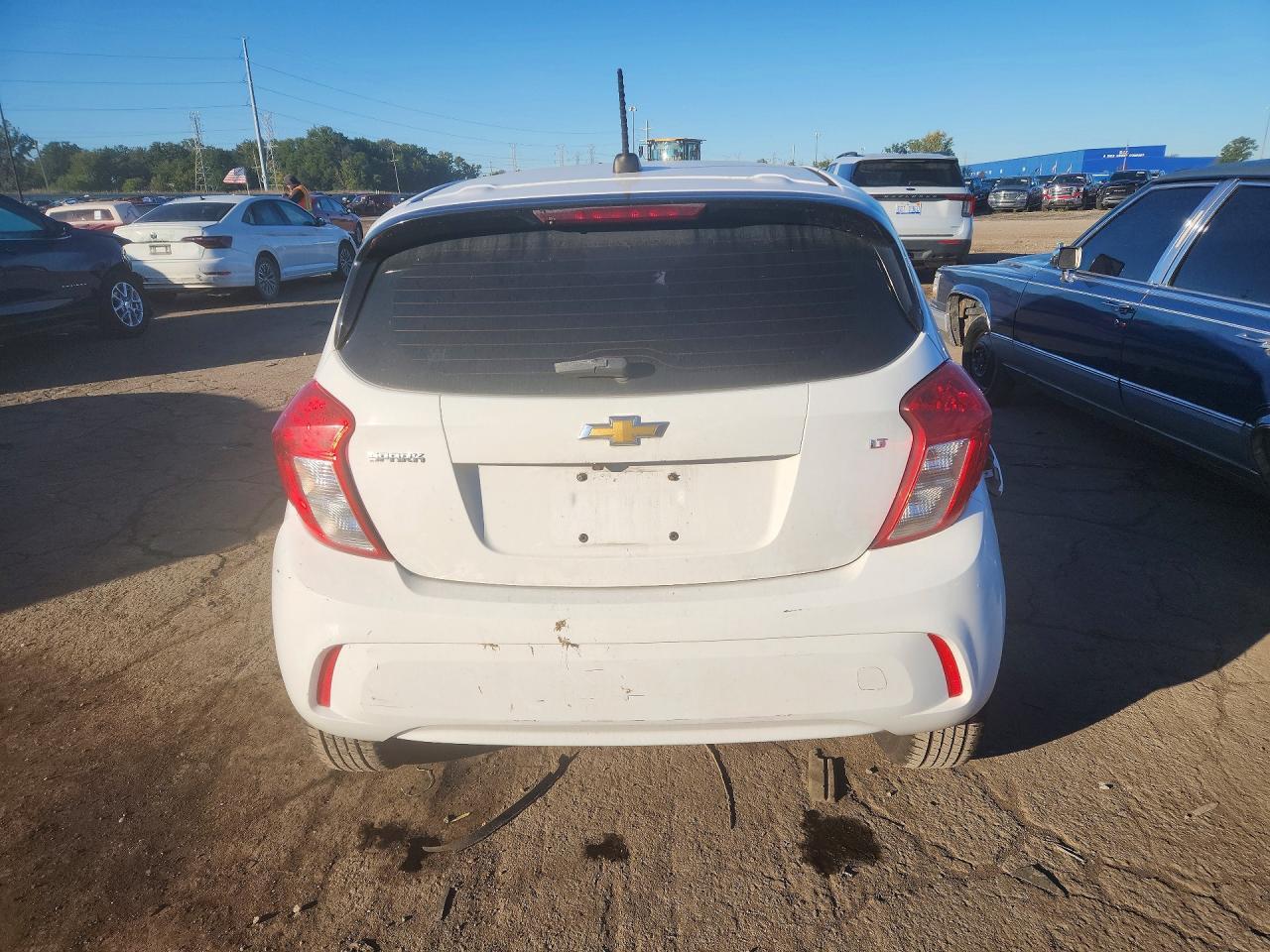 2021 Chevrolet Spark 1Lt - Фото 6