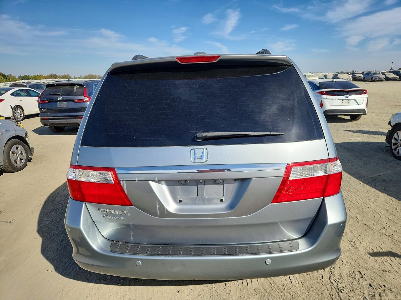 2006 Honda Odyssey Touring - Image 6